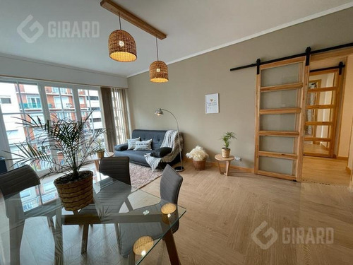 Venta Departamento 3 Ambientes, Reciclado. Zona Plaza Colon