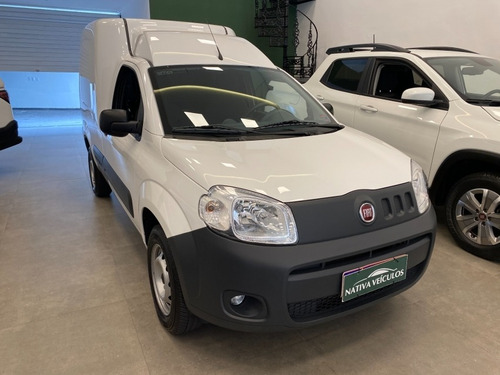 Imagem 2 de 9 de Fiat Fiorino Hard Work 1.4