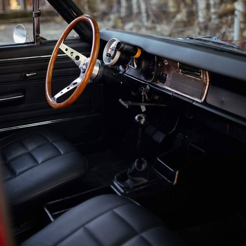 Opala Vermelho Grená, Com Capota De Vinil