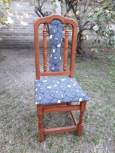 Imagen 3 de 9 de Mesa 1.8m + 4 Sillas Tapizadas + 2 Cabeceros Tapizados