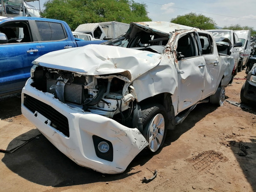 Imagen 2 de 13 de Desarmo Toyota Hilux Srv Año 2018 Diésel Por Partes