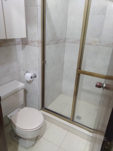 Imagen 13 de 15 de En Alquiler Apartamento Resd. Parque Mar, Puerto La Cruz