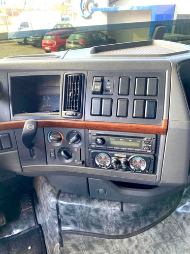 Imagem 2 de 8 de Volvo - Fh 540 6x4 T