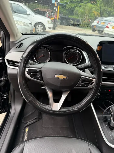 Chevrolet Onix 1.0T Premier Hatch At