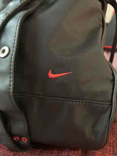 Bolso Tipo Botinero Nike Muy Poco Uso. Edición Limitada.