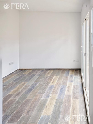 Imagen 10 de 19 de Venta Departamento 4 Ambientes Con Dos Cocheras. En Bernal (24216)