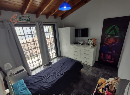 Imagen 13 de 15 de Casa Triplex En Venta 4amb. Oribe 1900 Ituzaingo