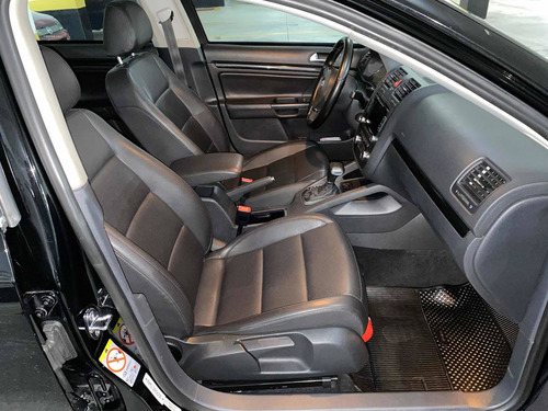 Volkswagen Jetta 2010 2.5 4p