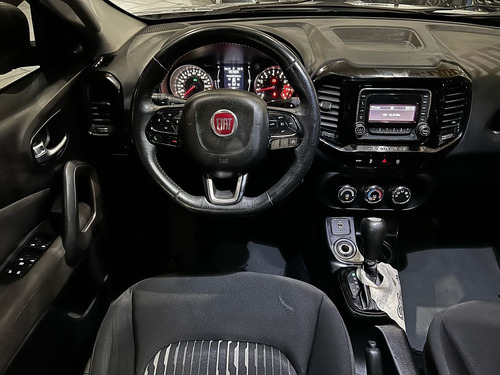 Fiat Toro 1.8 16v Freedom Flex 4x2 Aut. 4p