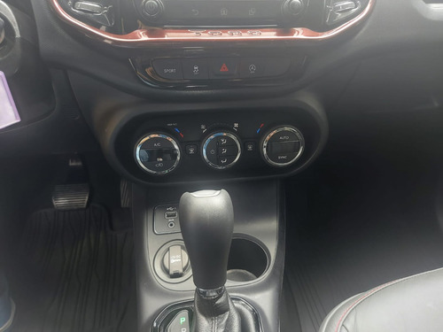 Imagem 11 de 12 de Fiat Toro Freedom 2020 Aut