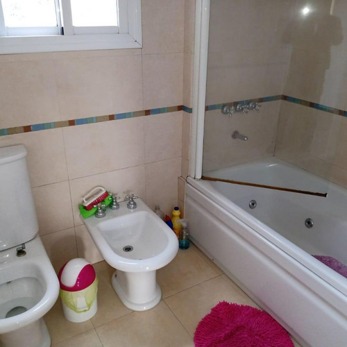 Excelente Propiedad Con Local En Muy Buena Zona!!!