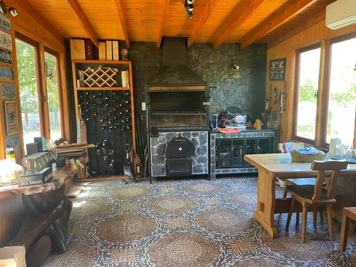 Venta De Hermosa Parcela-casa 4d/4b Piscina,coihueco-chillán