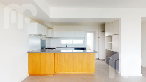 Imagen 4 de 30 de Venta Importante Piso Con Cochera