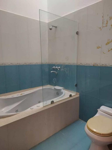 Imagen 10 de 19 de Tonw House En Venta Villas Del Rocio 189m2 Naguanagua La Entrada(ng)