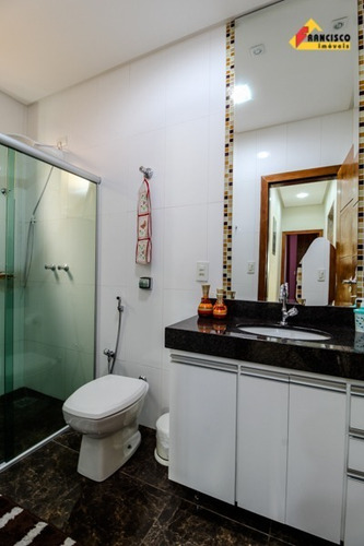 Imagem 12 de 22 de Casa À Venda, 3 Quartos, 1 Suíte, 2 Vagas, São Sebastião - Divinópolis/mg - 29942