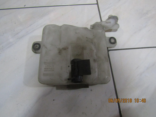 Deposito De Parabrisas Toyota Land Cruiser 98-2001