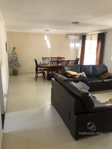 Imagem 2 de 15 de Excelente Casa Com 3 Dormitórios Mobiliada Em Itapema - 3710