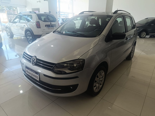 Volkswagen Suran 1.6 Comfortline 101cv
