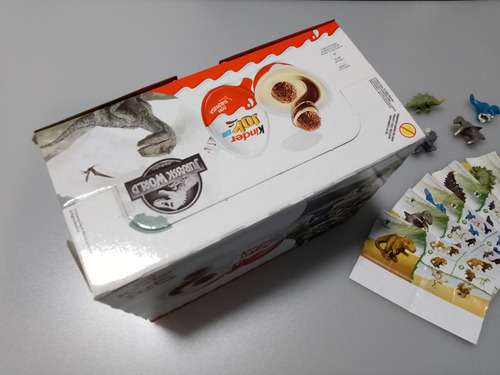 Kit Lote 6 Peças Jurassic World Kinder Joy Bonecos