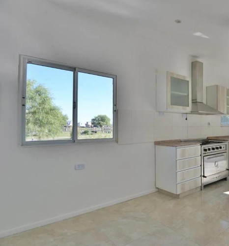Casa En Venta San Sebastian - Area 11
