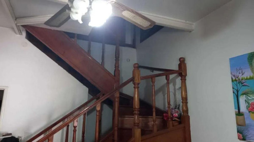 Casa Venta - 4 Dormitorios 3 Baños - 300mts2 Totales - General San Martin