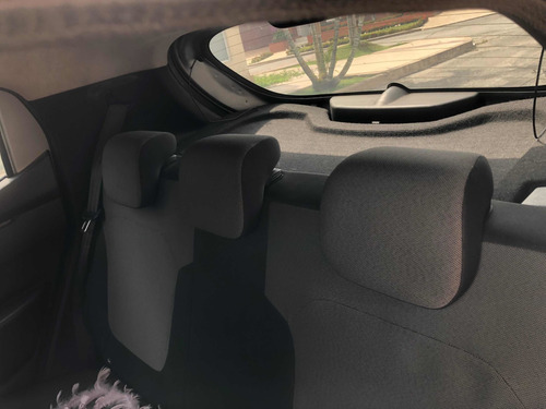 Imagen 6 de 9 de Renault Kwid 2020 1.0 12v