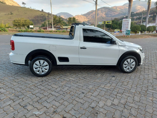 Imagem 9 de 12 de Saveiro Robust