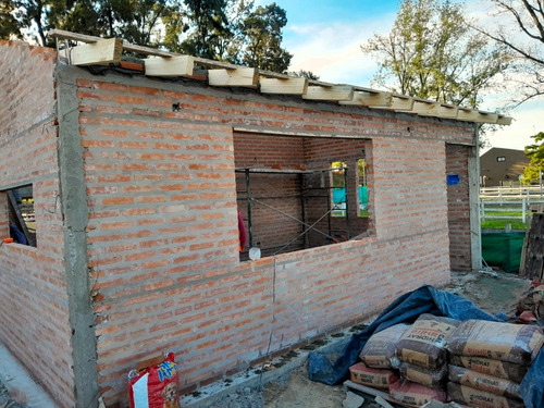 Chalet De Tres Ambientes - Construcción Rápida Y Tradicional - No Es Prefabricada