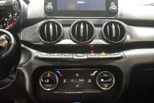 Fiat Cronos 1.3 Drive Cvt