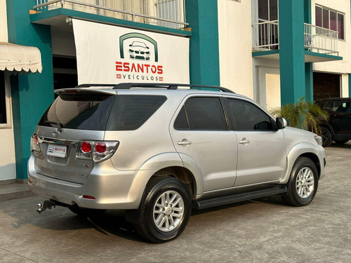 Toyota Hilux SW4 SRV D4-D 4x4 3.0 TDI Dies. Aut