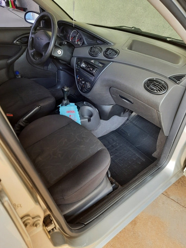 Imagem 7 de 9 de Ford Focus 2008 1.6 Gl Flex 5p