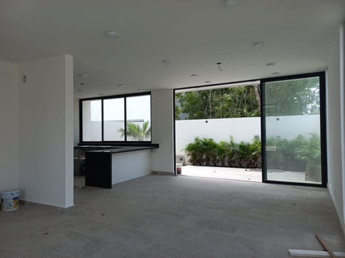 Imagen 2 de 10 de Estrena Casa En Esquina En Arbolada 4 Habitaciones Y Cuarto De Servicio