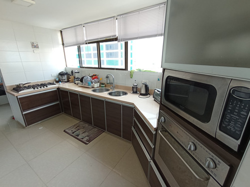 Imagen 5 de 25 de Bocagrande - Venta De Apartamento.