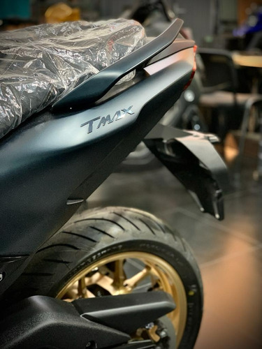 Imagen 16 de 22 de Yamaha T-max Modelo 2023 0km