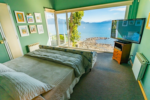 Bariloche. Llao Llao. Casa Costa De Lago. Vista Gloriosa. Piscina Climatizada
