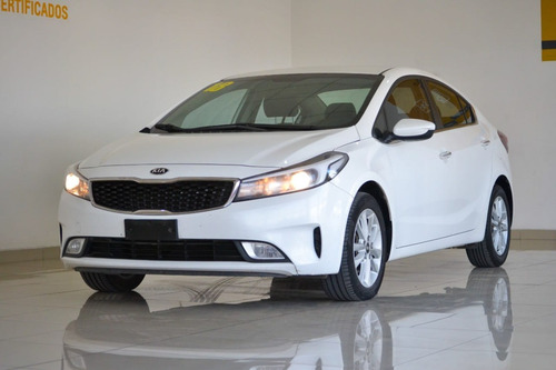 Imagen 1 de 10 de Kia Forte Lx 2018