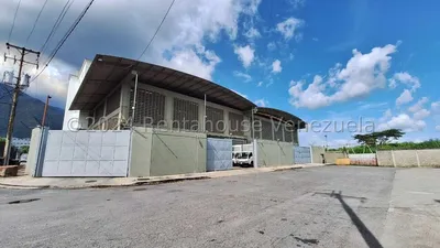 Edificio en alquiler