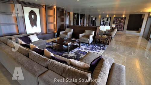Imagen 10 de 30 de Casa Luxury En Venta, Amueblada, 4 Recámaras, Salón Tv, Muelle, Isla Dorada, Zona Hotelera Cancún