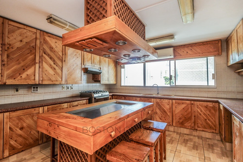 Imagen 10 de 30 de Apartamento En Alquiler Rambla De Punta Carretas: 4 Dormitorios + Serv Y 2gge