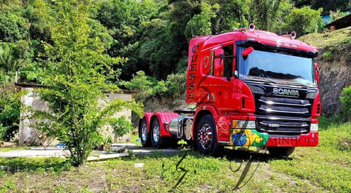 Imagem 1 de 3 de Scania P 360  2014  6x2   