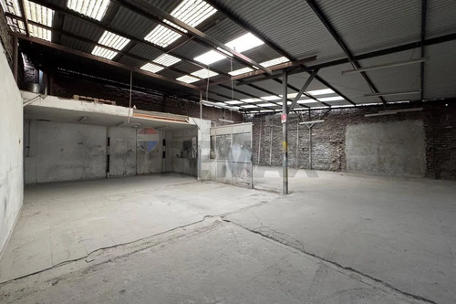 Arriendo Oficina Con Galpón Viel/autop Central