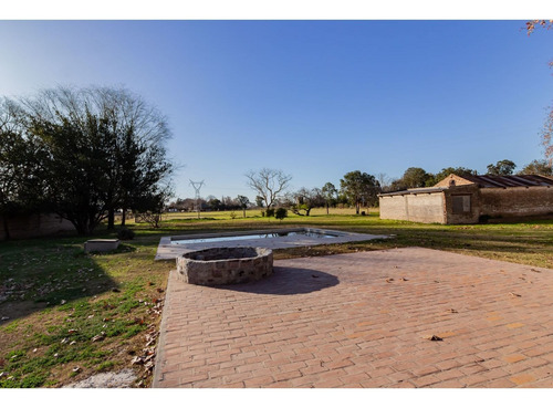 Imagen 23 de 30 de Importante Parcela · 1.7 Ha · Casa · Quincho · Pileta
