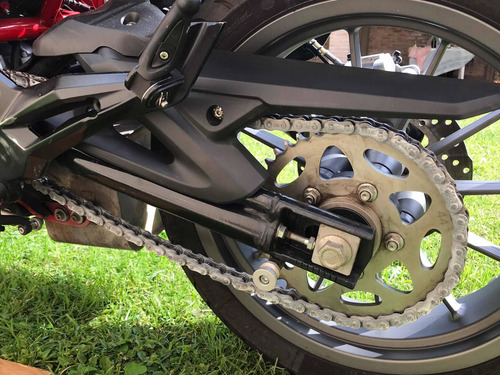 Benelli Tnt300