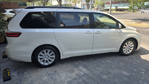 Toyota Sienna 3.5 Limited V6 At