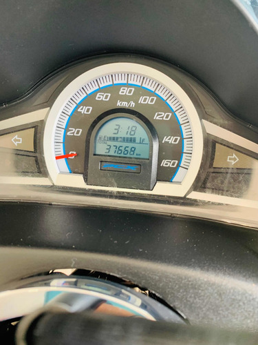 Imagem 4 de 5 de Honda Pcx 2016 Impecável