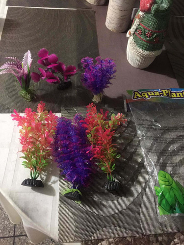 Plantas Plásticas Para Acuarios Artificiales 6 Unidades