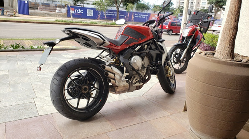 Imagem 9 de 12 de Mv Agusta Brutale 800 - 2014