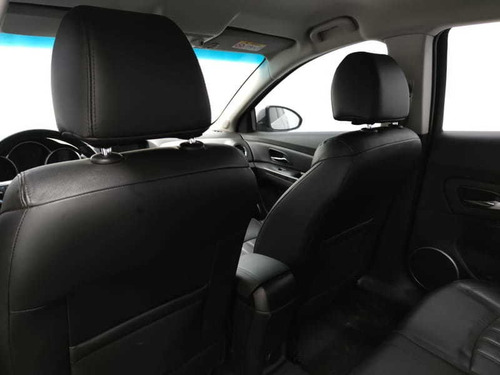 Imagem 12 de 15 de Cruze Sedan Lt 1.8 Aut