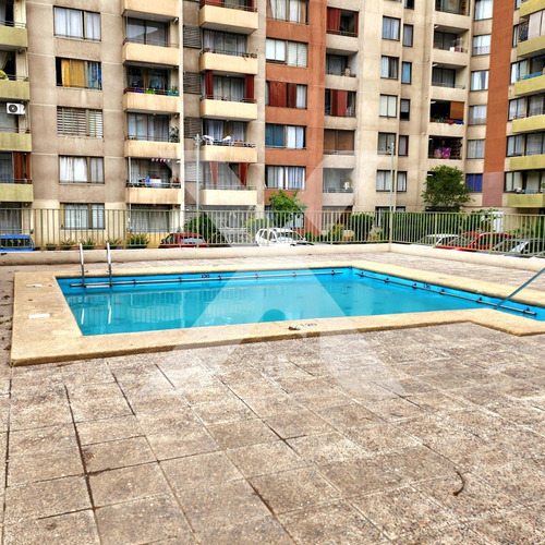 Venta Amplio Departamento, Piso 1, San Miguel