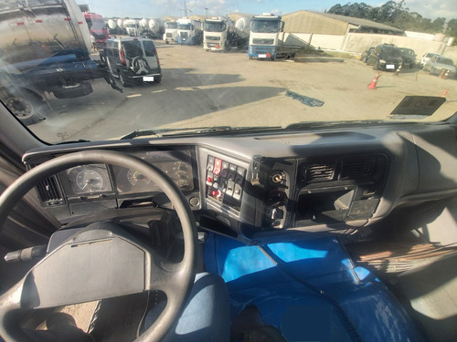 Volvo Vm 260 Bitruck 8x2 2011